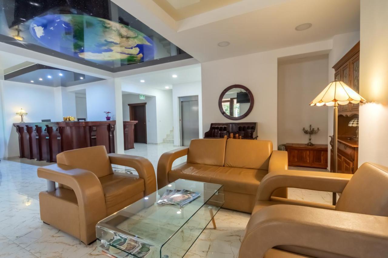 Hotel Pharos Bar Εξωτερικό φωτογραφία
