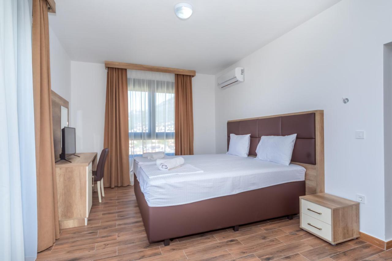 Hotel Pharos Bar Εξωτερικό φωτογραφία