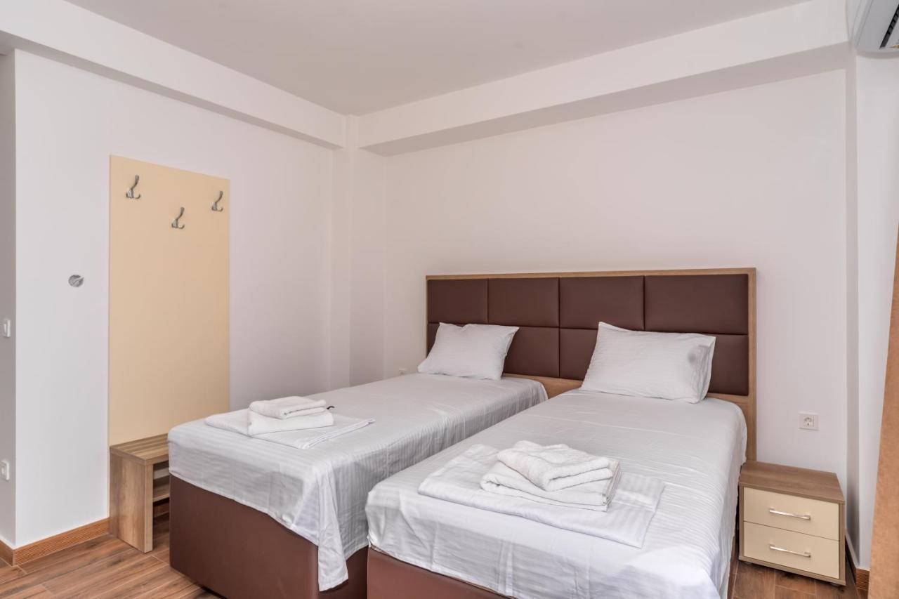 Hotel Pharos Bar Εξωτερικό φωτογραφία