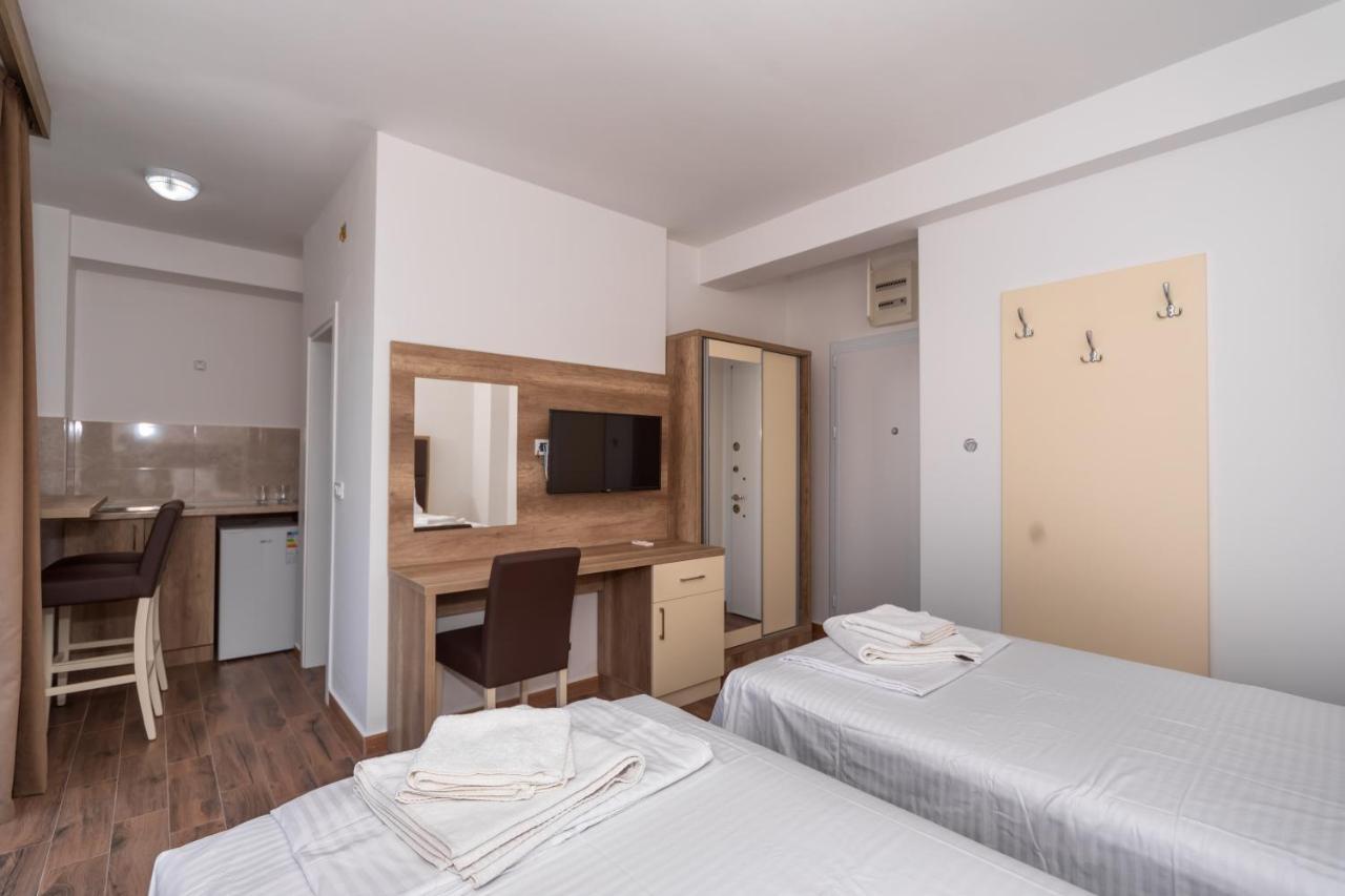 Hotel Pharos Bar Εξωτερικό φωτογραφία