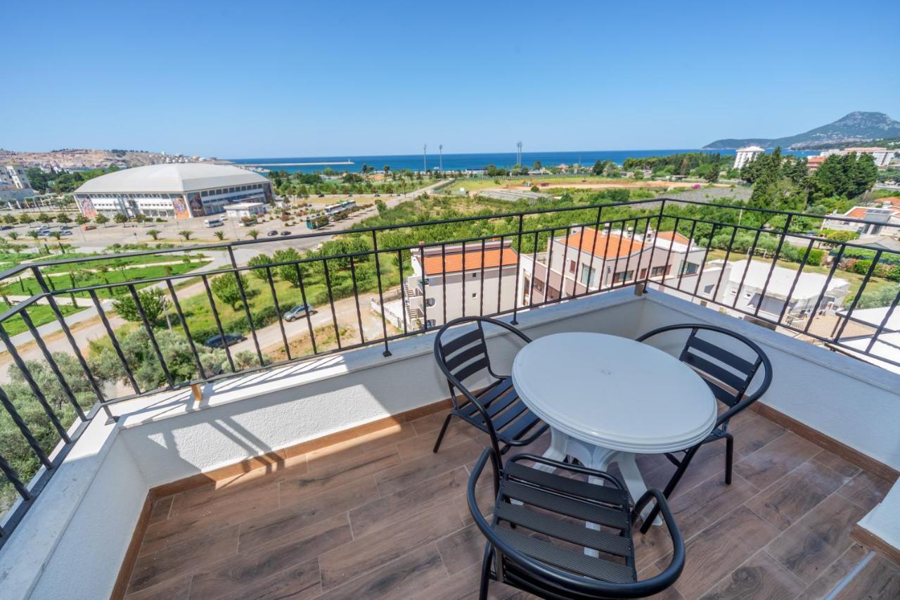 Hotel Pharos Bar Εξωτερικό φωτογραφία