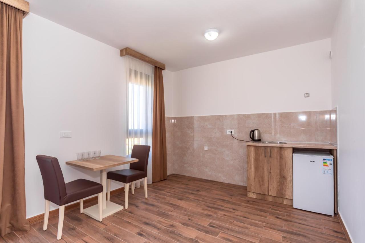 Hotel Pharos Bar Εξωτερικό φωτογραφία