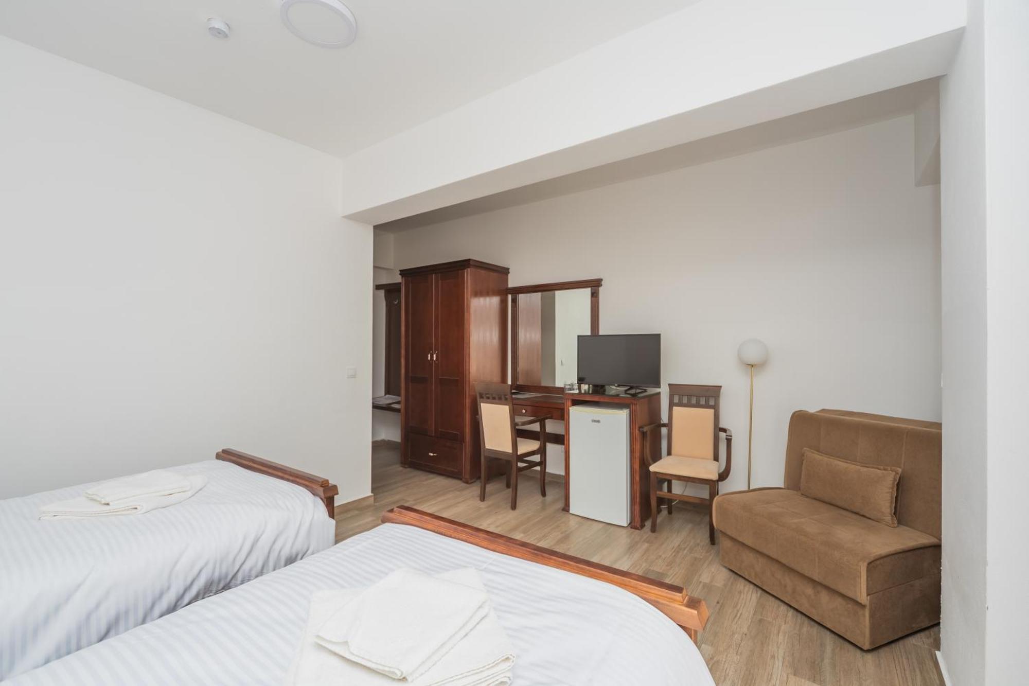 Hotel Pharos Bar Εξωτερικό φωτογραφία