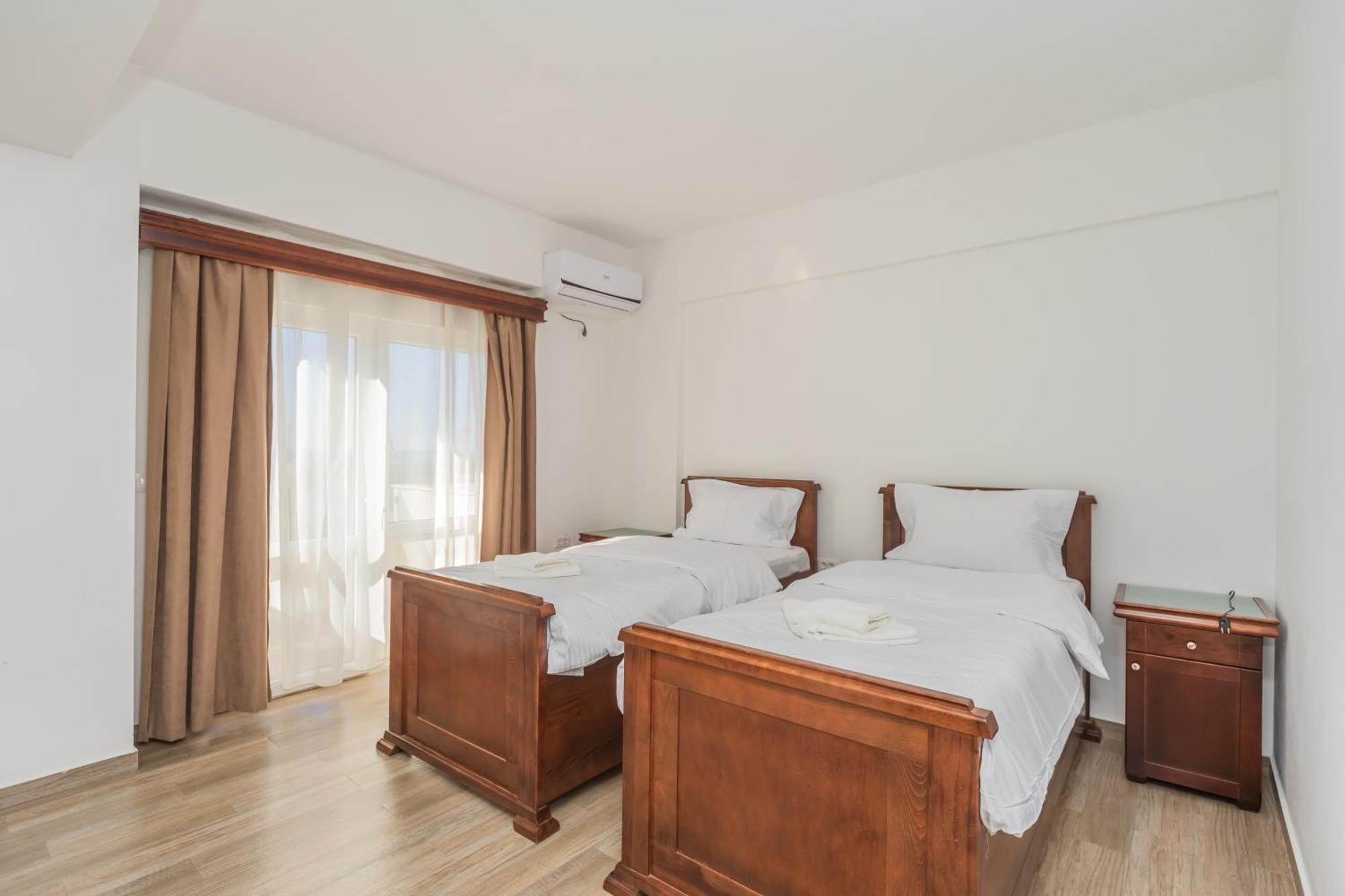 Hotel Pharos Bar Εξωτερικό φωτογραφία
