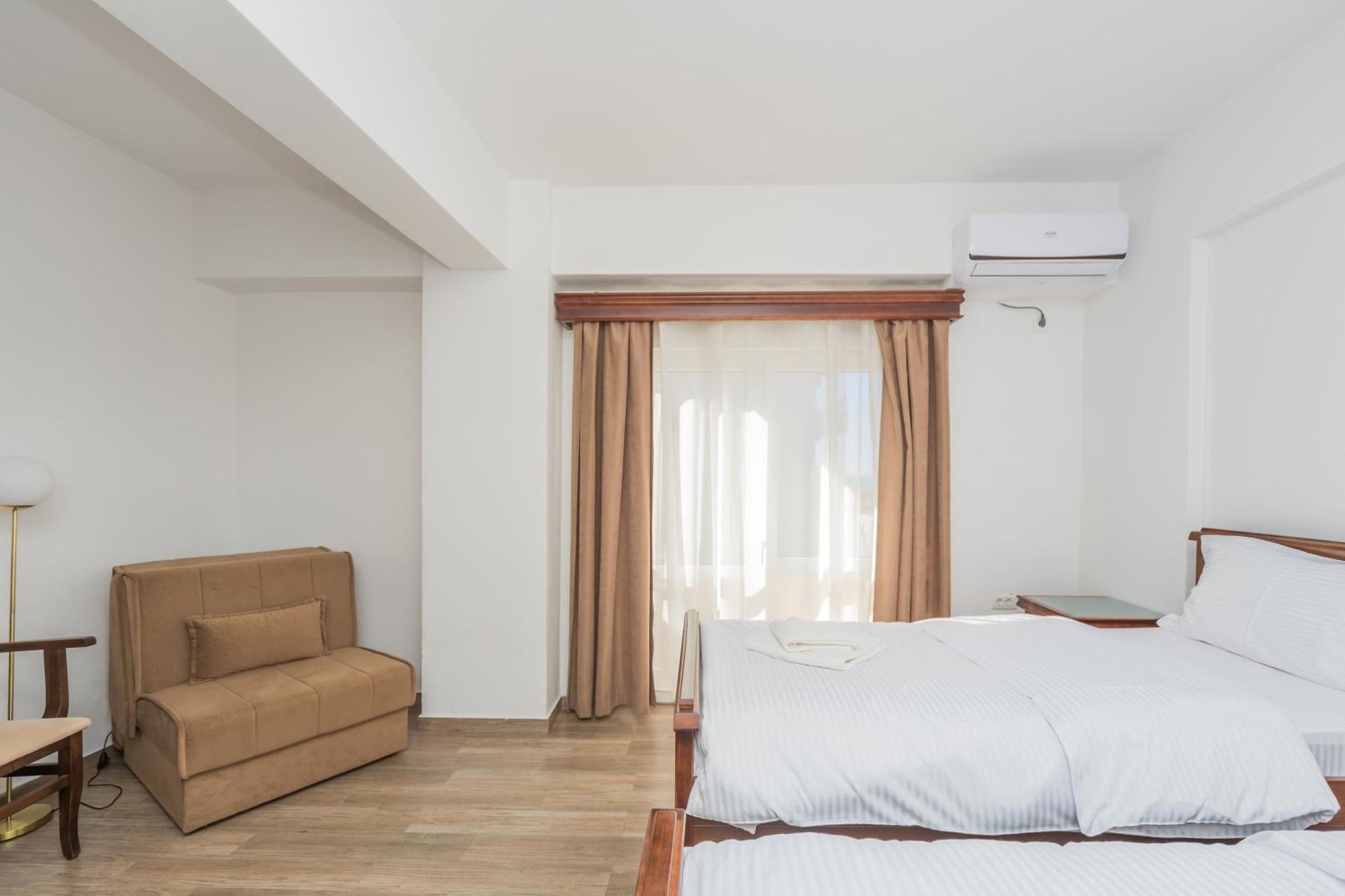 Hotel Pharos Bar Εξωτερικό φωτογραφία