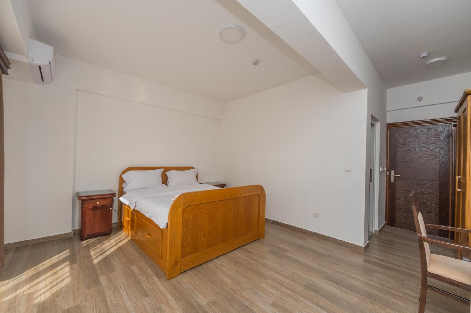 Hotel Pharos Bar Εξωτερικό φωτογραφία