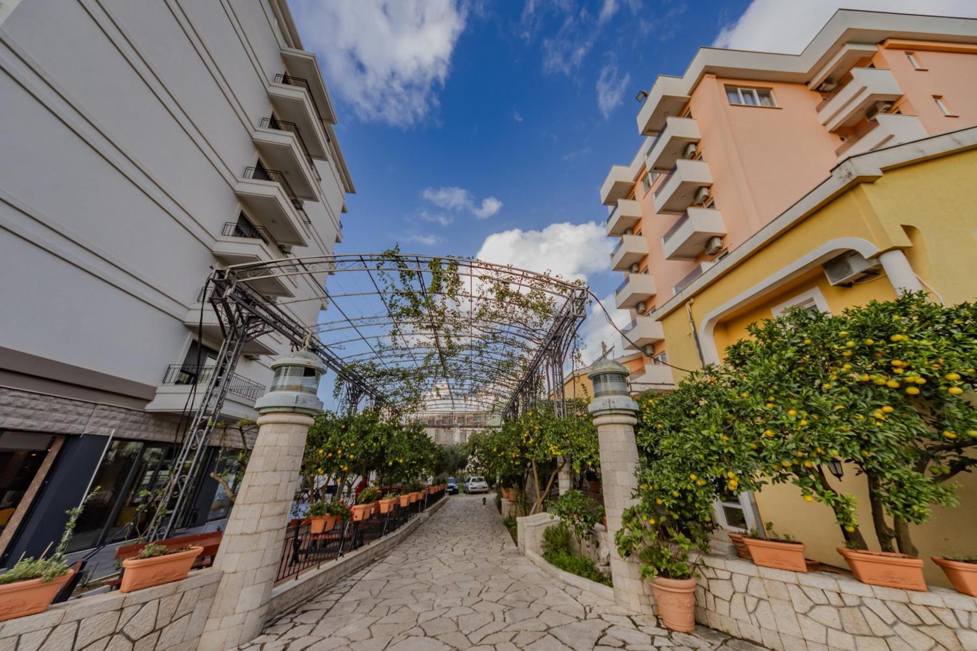 Hotel Pharos Bar Εξωτερικό φωτογραφία