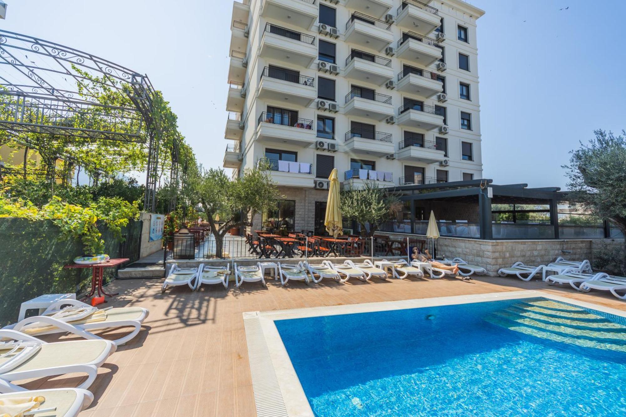 Hotel Pharos Bar Εξωτερικό φωτογραφία